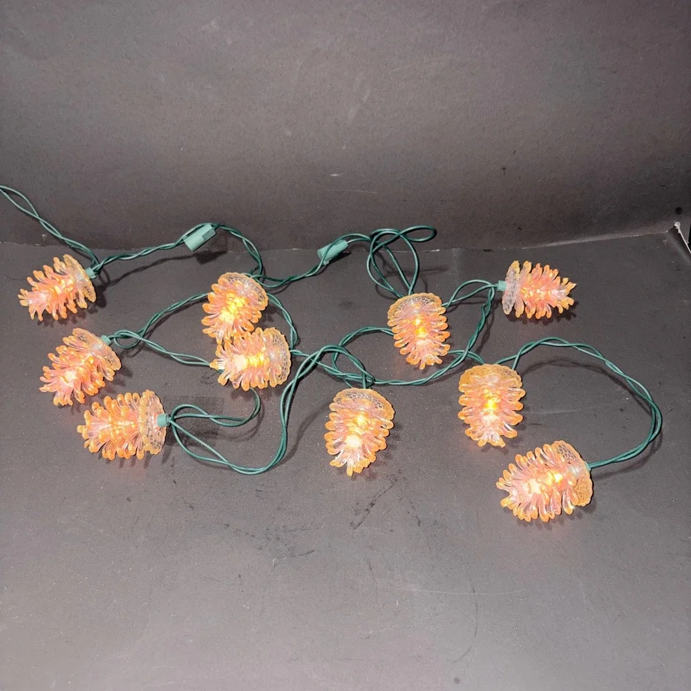 9' Vtg Style Glitter Pinecone String Lights 10 Count Gold Amber Glow Green Wire